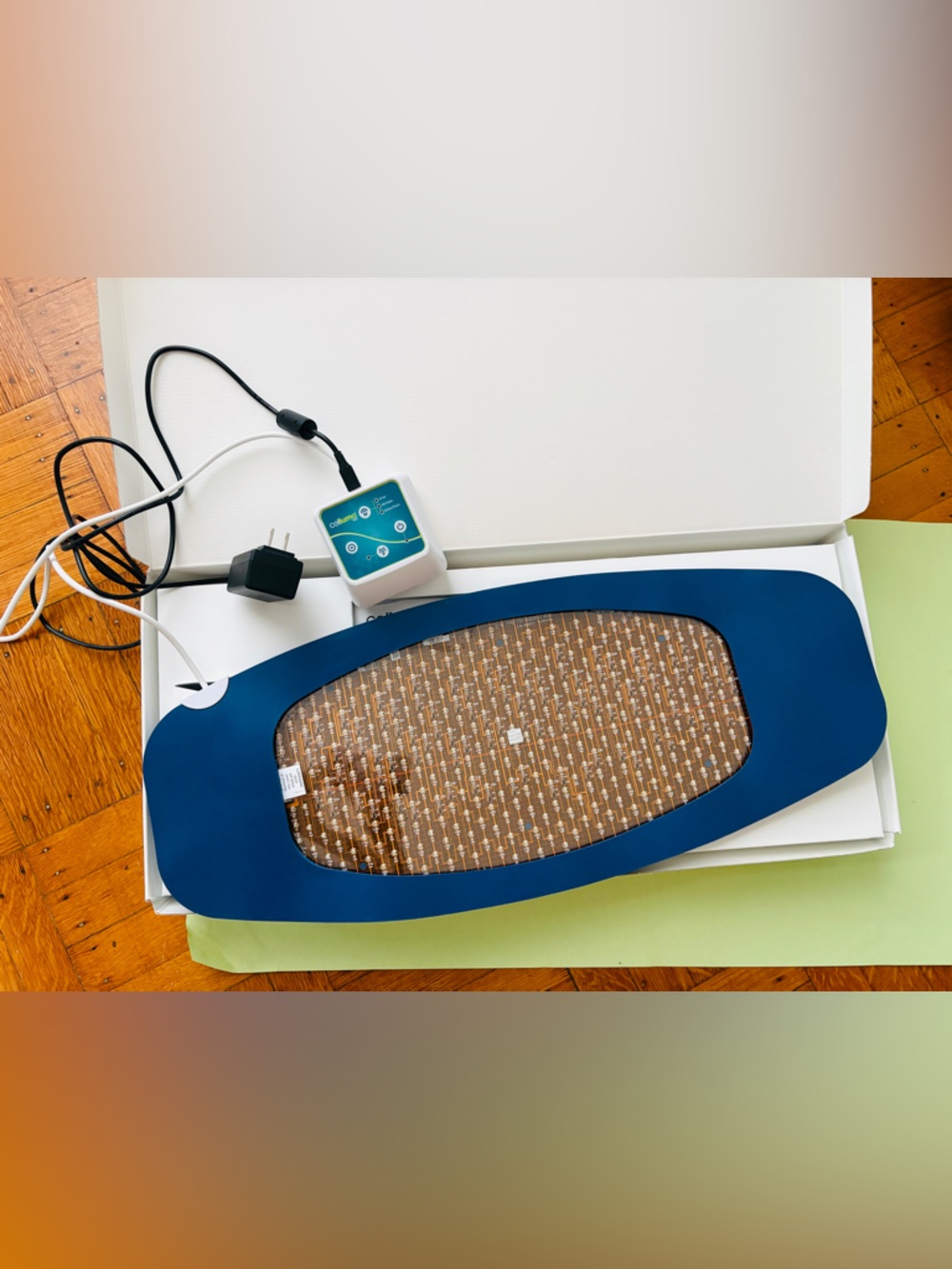 Celluma Pro in Box Like New | Professional Red Light Therapy Device Face Hair - Picture 3 of 7
